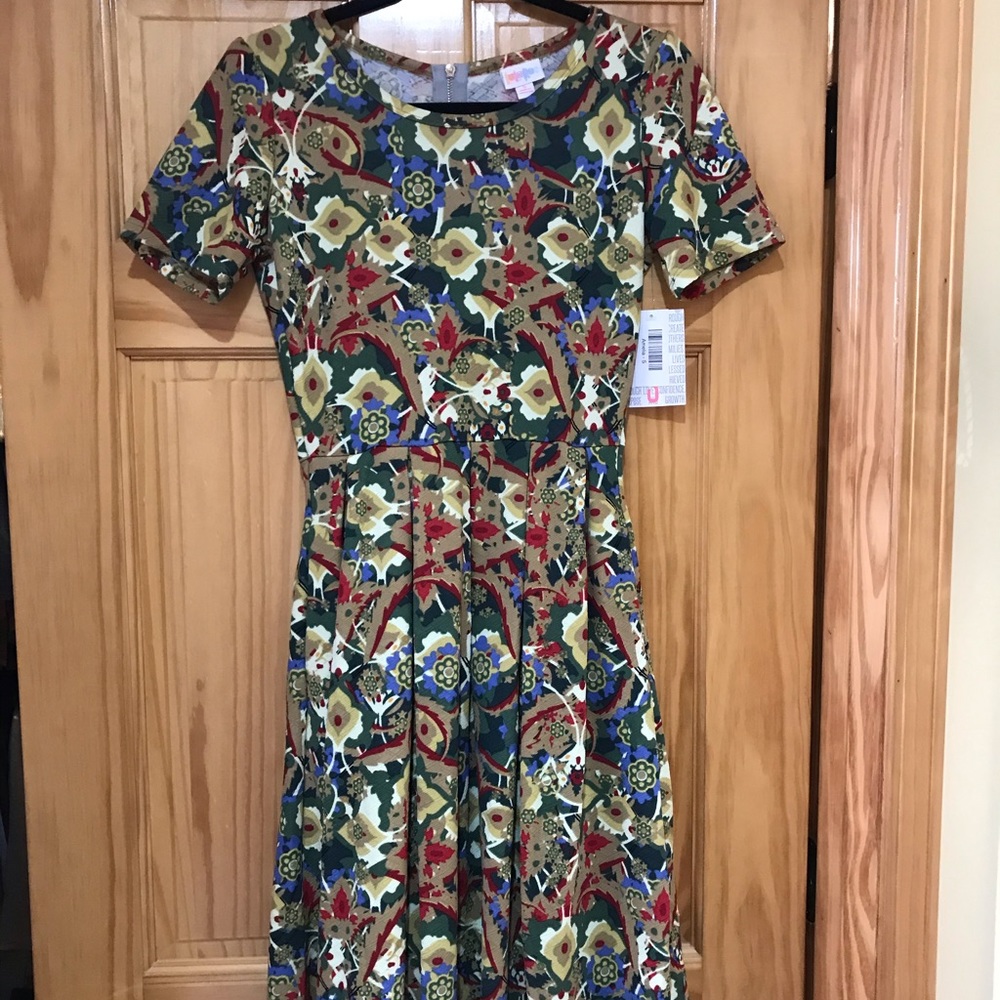 Lularoe small Amelia